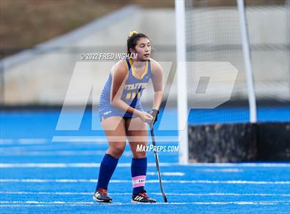 Thumbnail 2 in Nansemond River vs. Stafford (VHSL Class 5 State Semifinal) photogallery.