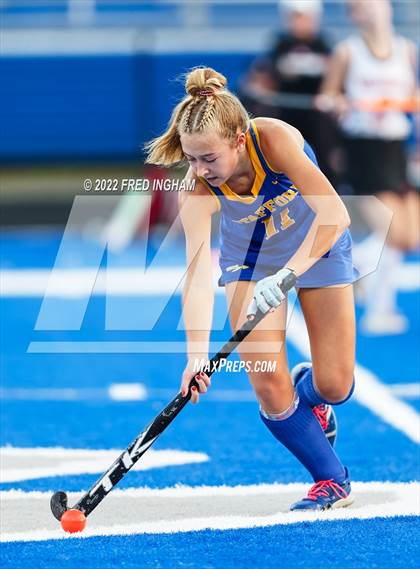 Thumbnail 1 in Nansemond River vs. Stafford (VHSL Class 5 State Semifinal) photogallery.