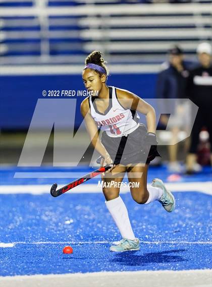 Thumbnail 3 in Nansemond River vs. Stafford (VHSL Class 5 State Semifinal) photogallery.