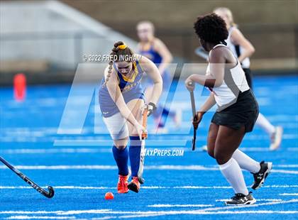 Thumbnail 2 in Nansemond River vs. Stafford (VHSL Class 5 State Semifinal) photogallery.