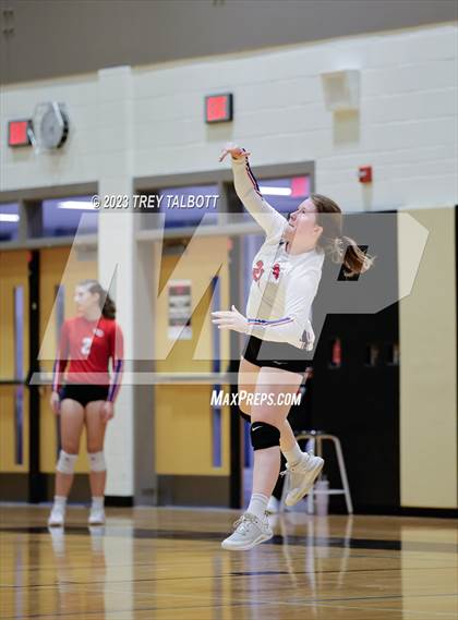 Thumbnail 1 in Owego Free Academy vs. Maine-Endwell (NYSPHSAA Class A Section IV Final) photogallery.