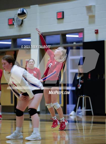 Thumbnail 1 in Owego Free Academy vs. Maine-Endwell (NYSPHSAA Class A Section IV Final) photogallery.