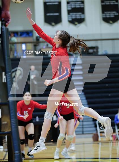 Thumbnail 1 in Owego Free Academy vs. Maine-Endwell (NYSPHSAA Class A Section IV Final) photogallery.