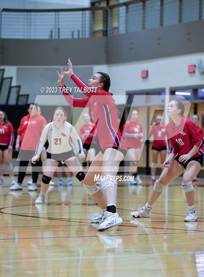 Thumbnail 1 in Owego Free Academy vs. Maine-Endwell (NYSPHSAA Class A Section IV Final) photogallery.