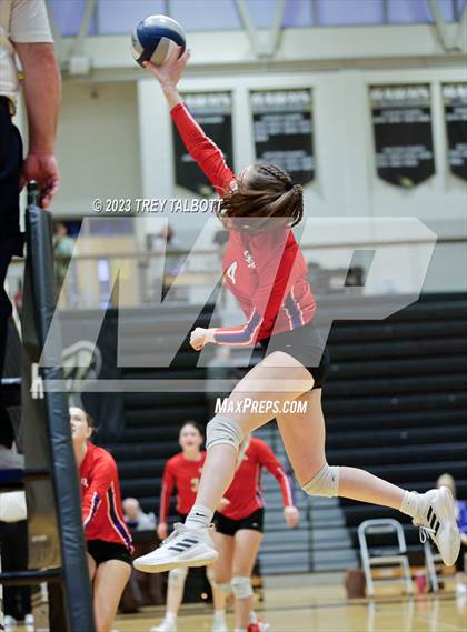 Thumbnail 3 in Owego Free Academy vs. Maine-Endwell (NYSPHSAA Class A Section IV Final) photogallery.