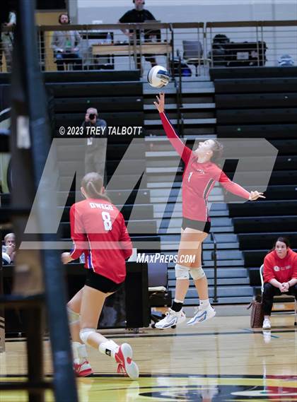 Thumbnail 2 in Owego Free Academy vs. Maine-Endwell (NYSPHSAA Class A Section IV Final) photogallery.