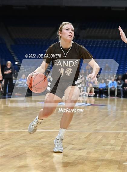 Thumbnail 3 in Robert Lee vs Sands (UIL 1A State Final) photogallery.