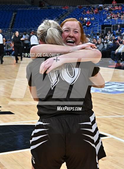 Thumbnail 1 in Robert Lee vs Sands (UIL 1A State Final) photogallery.