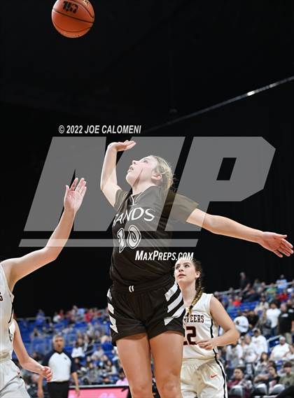 Thumbnail 1 in Robert Lee vs Sands (UIL 1A State Final) photogallery.