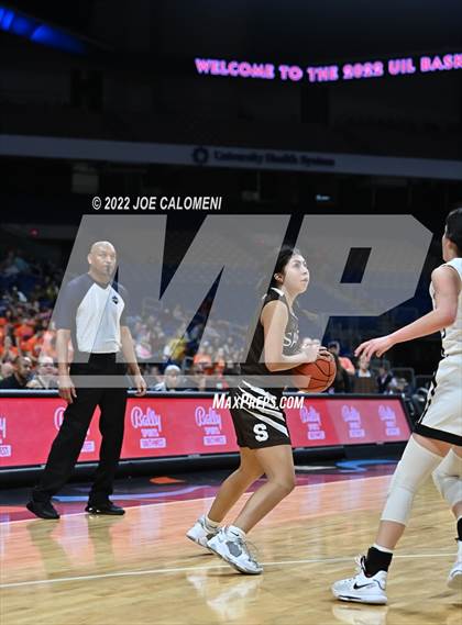 Thumbnail 3 in Robert Lee vs Sands (UIL 1A State Final) photogallery.