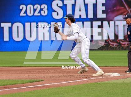 Thumbnail 1 in Abington vs. Seekonk (MIAA Division 4 Final) photogallery.