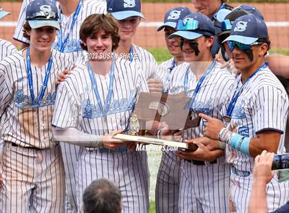Thumbnail 1 in Abington vs. Seekonk (MIAA Division 4 Final) photogallery.