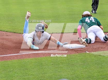 Thumbnail 2 in Abington vs. Seekonk (MIAA Division 4 Final) photogallery.