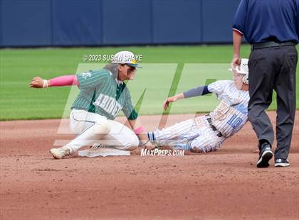 Thumbnail 1 in Abington vs. Seekonk (MIAA Division 4 Final) photogallery.