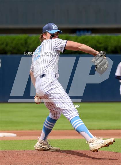 Thumbnail 2 in Abington vs. Seekonk (MIAA Division 4 Final) photogallery.