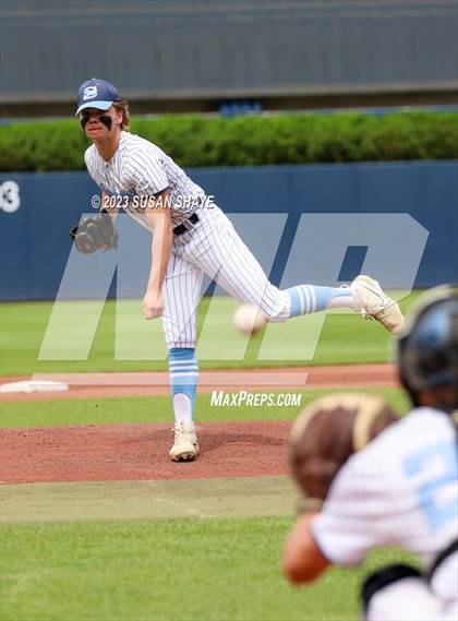 Thumbnail 3 in Abington vs. Seekonk (MIAA Division 4 Final) photogallery.