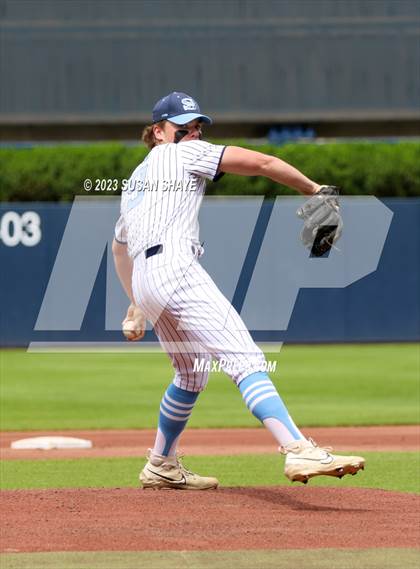 Thumbnail 3 in Abington vs. Seekonk (MIAA Division 4 Final) photogallery.