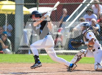 Thumbnail 2 in Ganesha vs La Canada (CIF SS Div 4 2nd Round Playoff) photogallery.