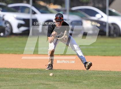 Thumbnail 1 in Ganesha vs La Canada (CIF SS Div 4 2nd Round Playoff) photogallery.