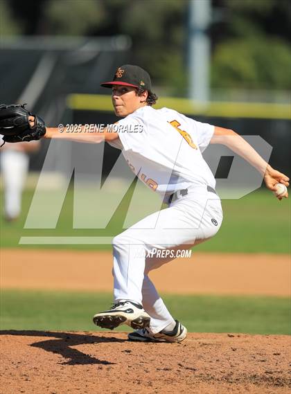Thumbnail 2 in Ganesha vs La Canada (CIF SS Div 4 2nd Round Playoff) photogallery.