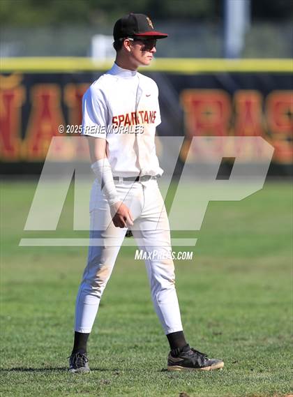 Thumbnail 2 in Ganesha vs La Canada (CIF SS Div 4 2nd Round Playoff) photogallery.
