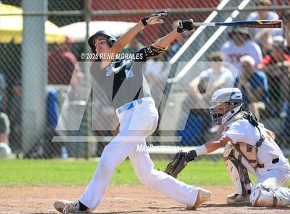 Thumbnail 3 in Ganesha vs La Canada (CIF SS Div 4 2nd Round Playoff) photogallery.