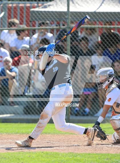 Thumbnail 2 in Ganesha vs La Canada (CIF SS Div 4 2nd Round Playoff) photogallery.