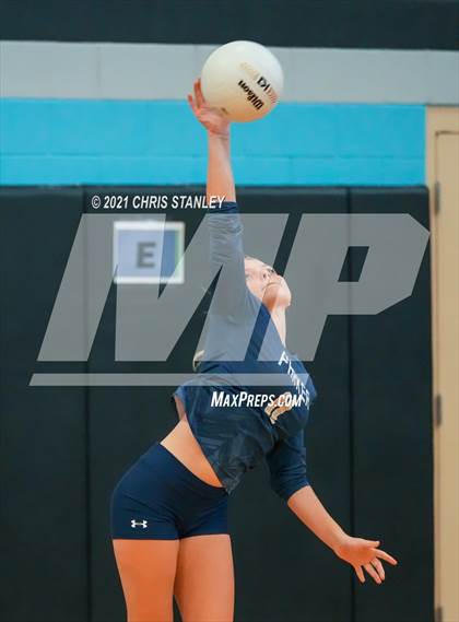 Thumbnail 3 in Willow Canyon vs Parker (Wolves Classic) photogallery.