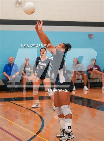 Thumbnail 1 in Willow Canyon vs Parker (Wolves Classic) photogallery.