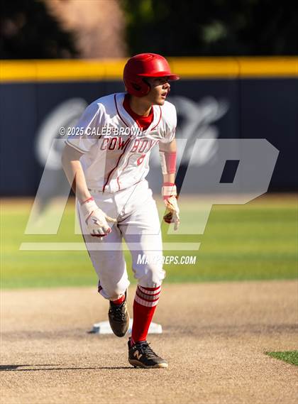 Thumbnail 2 in Grand County vs. Kanab (UHSAA 2A Playoffs Round 3) photogallery.