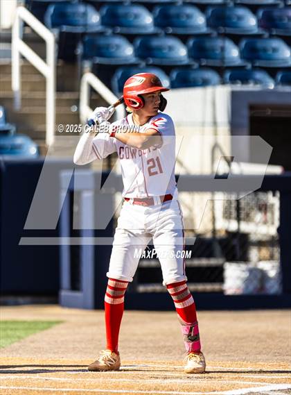 Thumbnail 3 in Grand County vs. Kanab (UHSAA 2A Playoffs Round 3) photogallery.