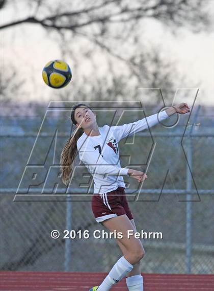 Thumbnail 2 in Elizabeth @ Cheyenne Mountain (CHSAA 4A 1st Round) photogallery.