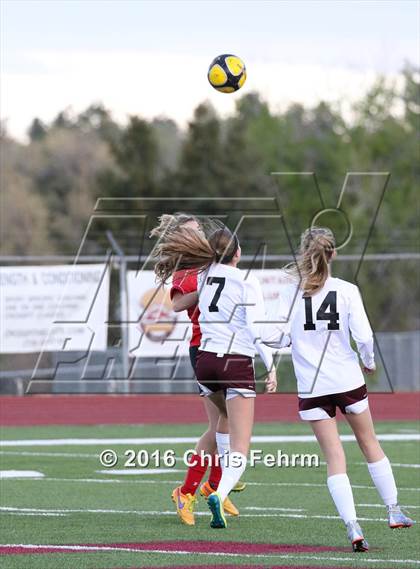 Thumbnail 2 in Elizabeth @ Cheyenne Mountain (CHSAA 4A 1st Round) photogallery.