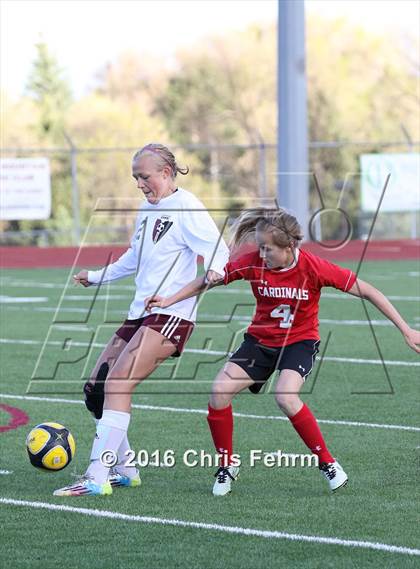 Thumbnail 2 in Elizabeth @ Cheyenne Mountain (CHSAA 4A 1st Round) photogallery.