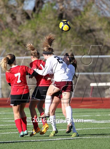 Thumbnail 3 in Elizabeth @ Cheyenne Mountain (CHSAA 4A 1st Round) photogallery.