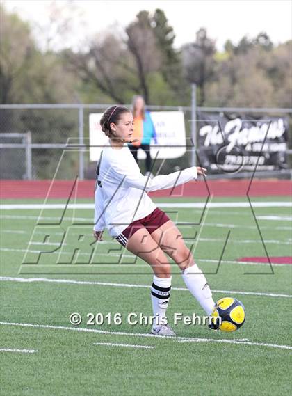 Thumbnail 1 in Elizabeth @ Cheyenne Mountain (CHSAA 4A 1st Round) photogallery.