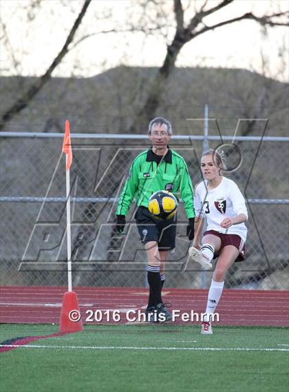 Thumbnail 3 in Elizabeth @ Cheyenne Mountain (CHSAA 4A 1st Round) photogallery.
