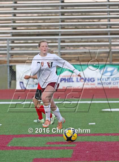 Thumbnail 2 in Elizabeth @ Cheyenne Mountain (CHSAA 4A 1st Round) photogallery.