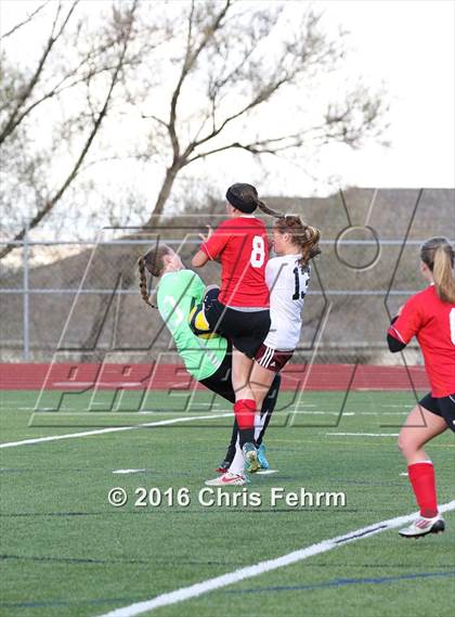 Thumbnail 2 in Elizabeth @ Cheyenne Mountain (CHSAA 4A 1st Round) photogallery.