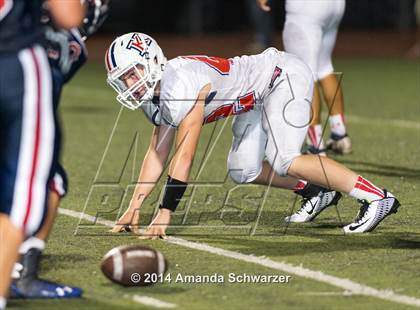 Thumbnail 2 in King @ Great Oak photogallery.