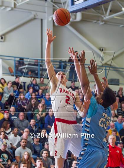 Thumbnail 2 in Saugerties vs. Red Hook (Section 9 Class A Final) photogallery.