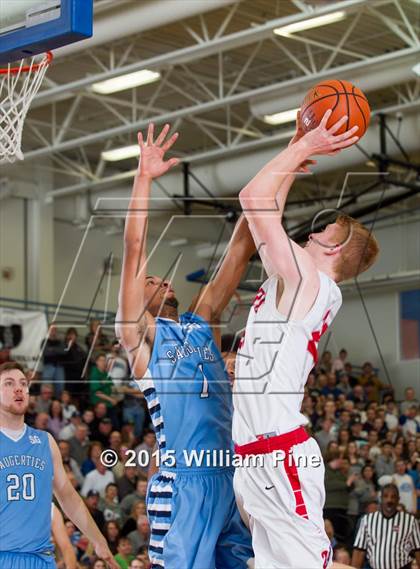 Thumbnail 3 in Saugerties vs. Red Hook (Section 9 Class A Final) photogallery.