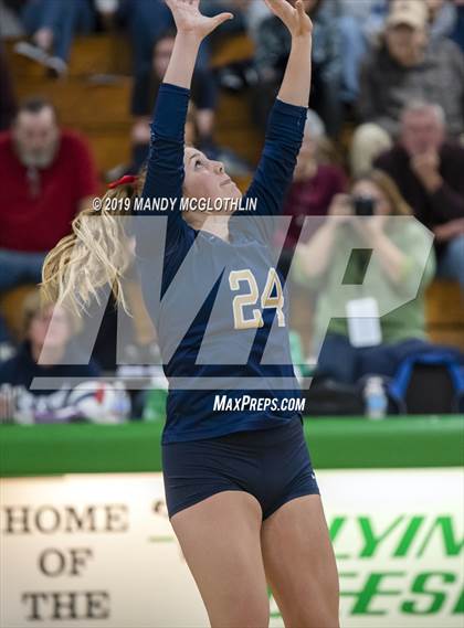 Thumbnail 1 in Elmwood vs. Marquette photogallery.
