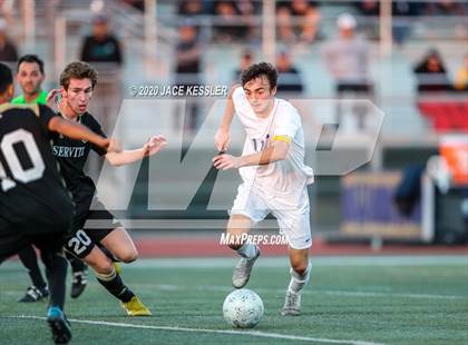 Thumbnail 2 in Servite vs. Loyola (CIF Southern Section D1 Final) photogallery.