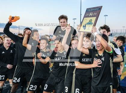 Thumbnail 3 in Servite vs. Loyola (CIF Southern Section D1 Final) photogallery.