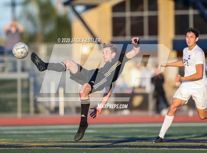 Thumbnail 3 in Servite vs. Loyola (CIF Southern Section D1 Final) photogallery.