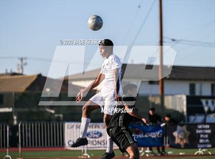 Thumbnail 3 in Servite vs. Loyola (CIF Southern Section D1 Final) photogallery.