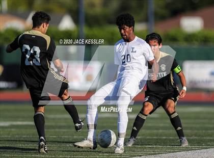 Thumbnail 1 in Servite vs. Loyola (CIF Southern Section D1 Final) photogallery.