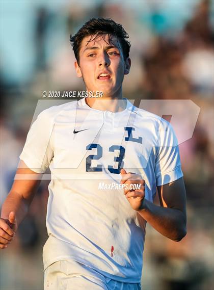 Thumbnail 2 in Servite vs. Loyola (CIF Southern Section D1 Final) photogallery.