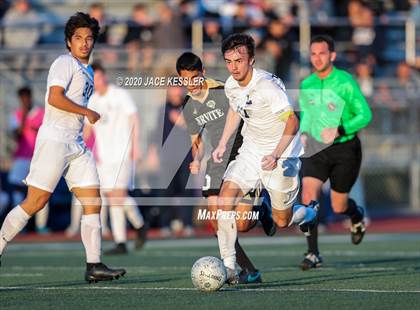 Thumbnail 1 in Servite vs. Loyola (CIF Southern Section D1 Final) photogallery.